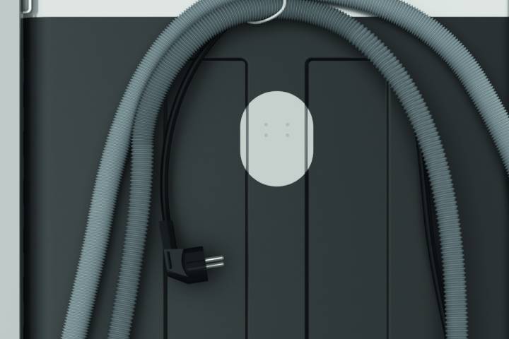 Stromanschluss und Dichtheit prüfen